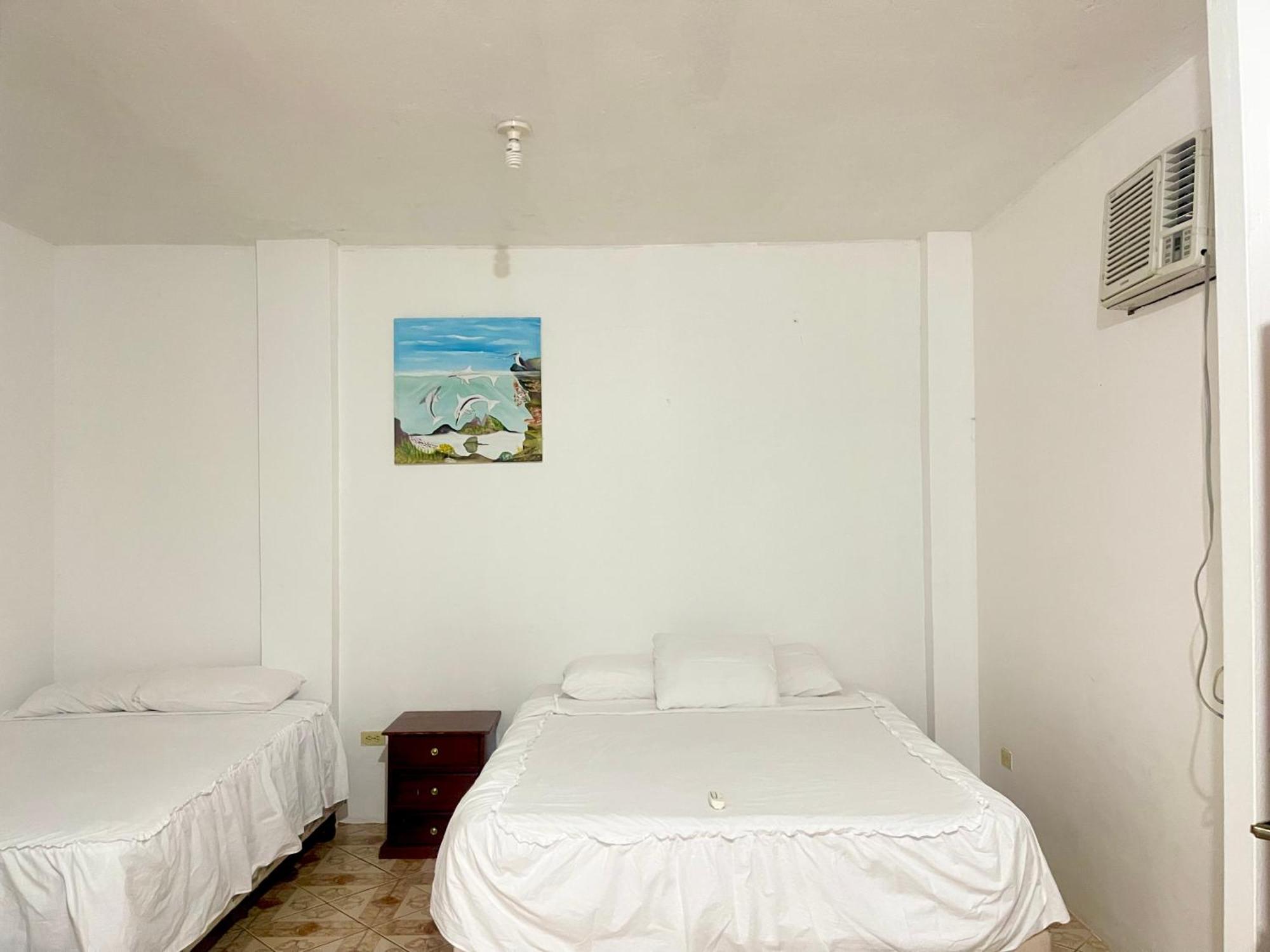 Hostal Vista Al Mar Hotel Puerto Baquerizo Moreno Exterior foto